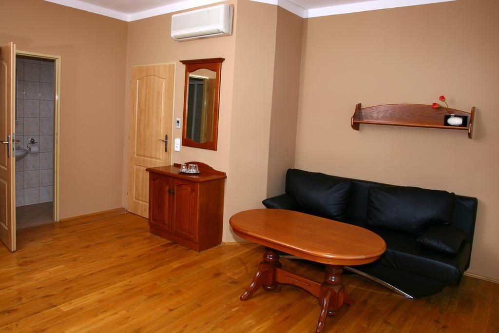 Penzion Fajn *** Pardubice Room photo